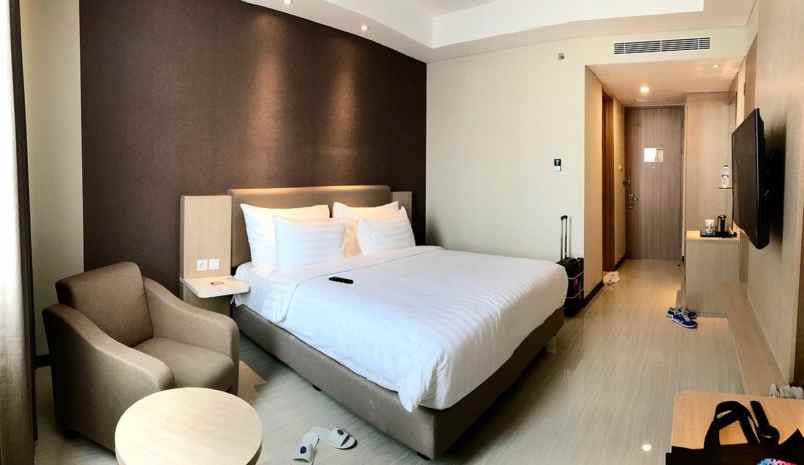 dijual hotel jl raya merr ir soekarno