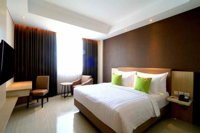 dijual hotel jl raya merr ir soekarno