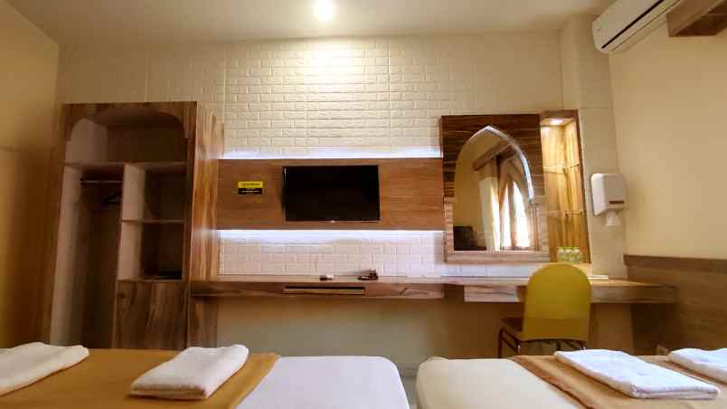 dijual hotel pleburan kec semarang