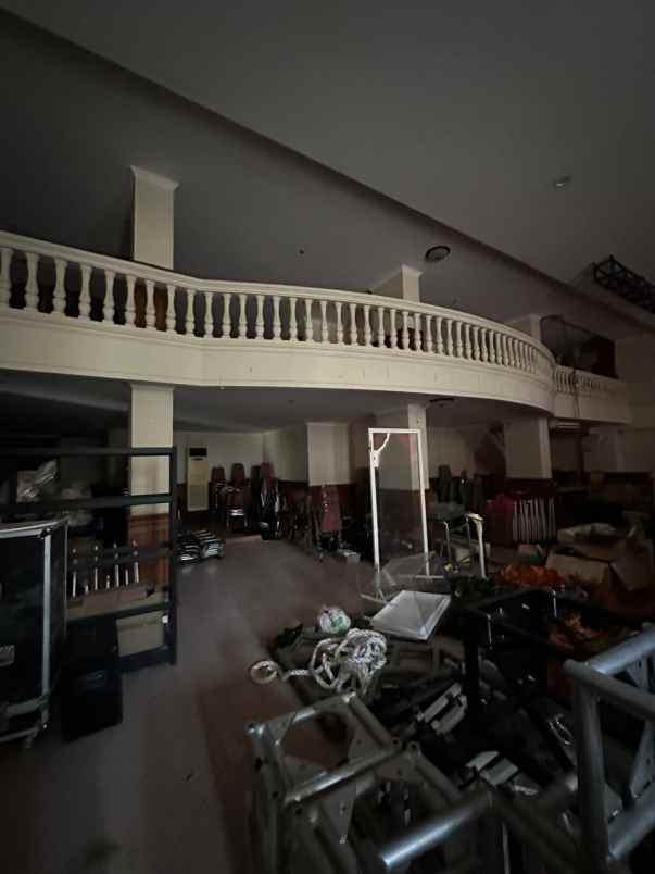 dijual hotel royal regal surabaya