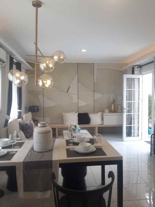 dijual kost alesha house vanya park