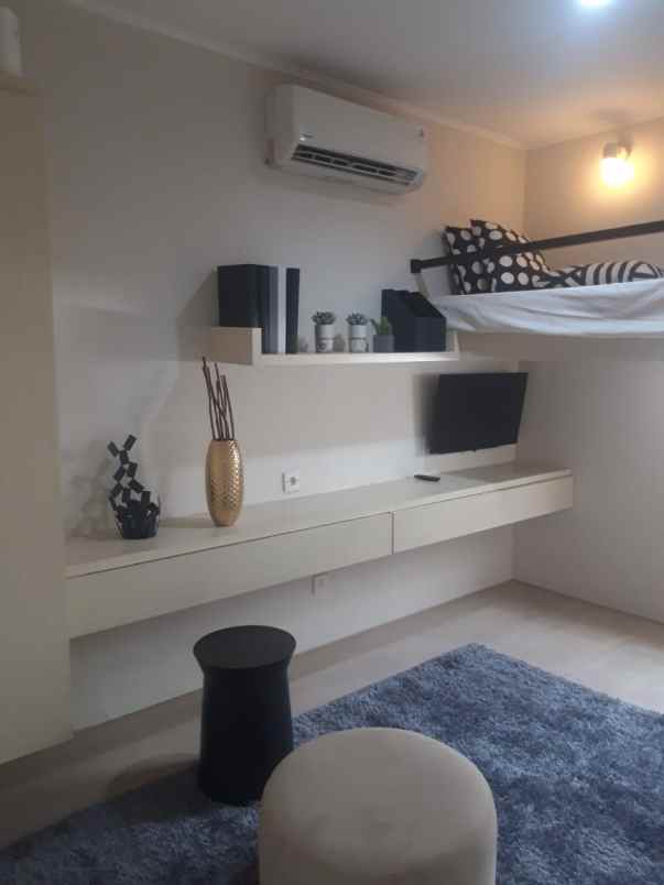 dijual kost alesha house vanya park