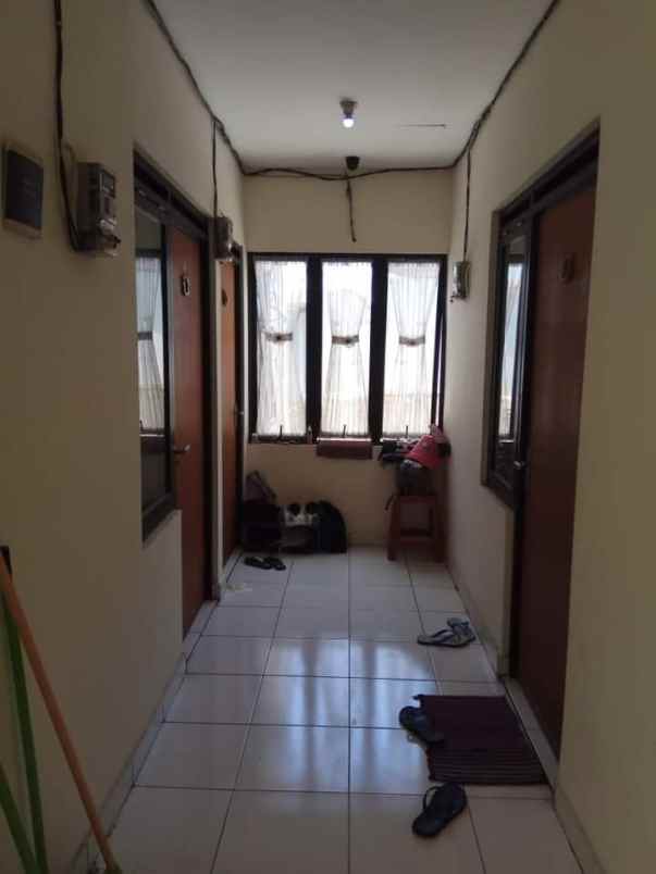 dijual kost dalem kaum