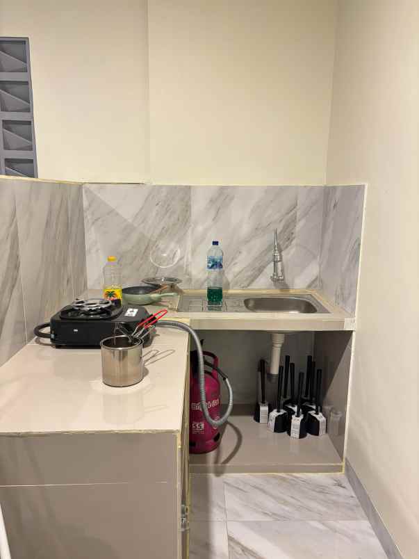 dijual kost jl kasuari jababeka mekarmukti