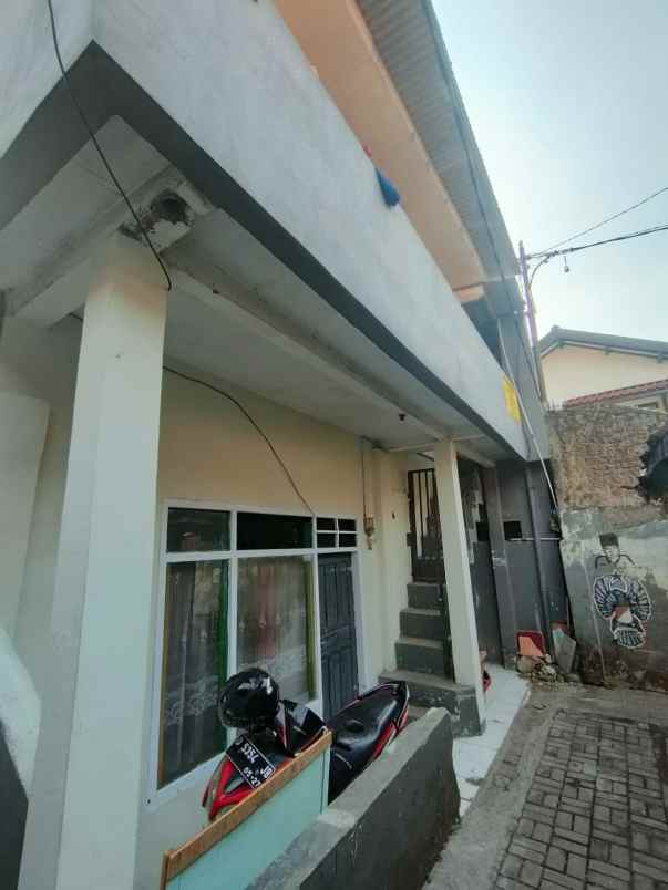 dijual kost kec cimahi tengah