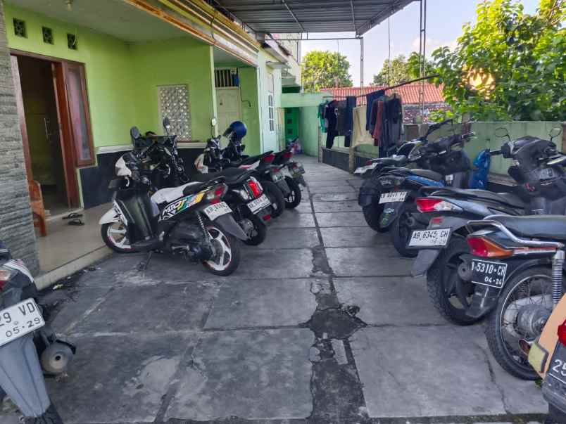 dijual kost pakuncen