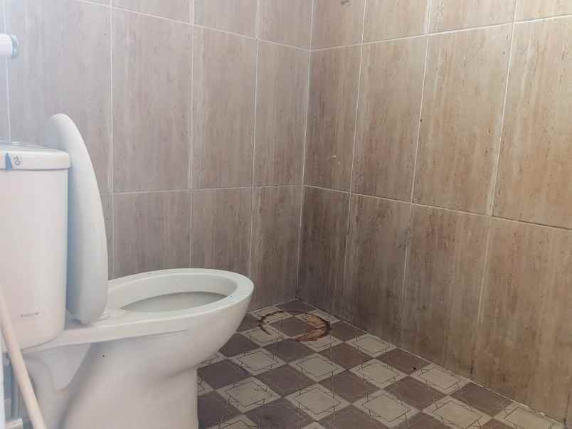 dijual ruko gudang kantor jalan pondok kacang timur