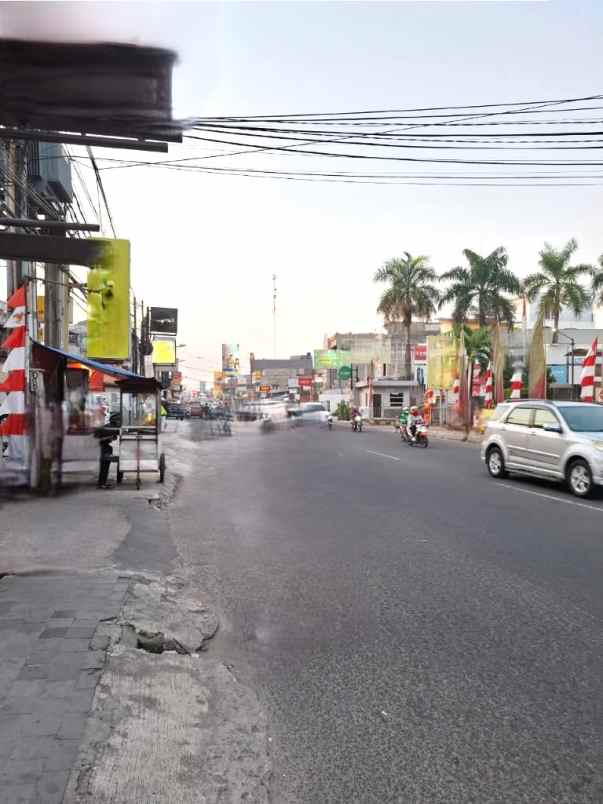 dijual ruko gudang kantor jalan raya jatiwaringin