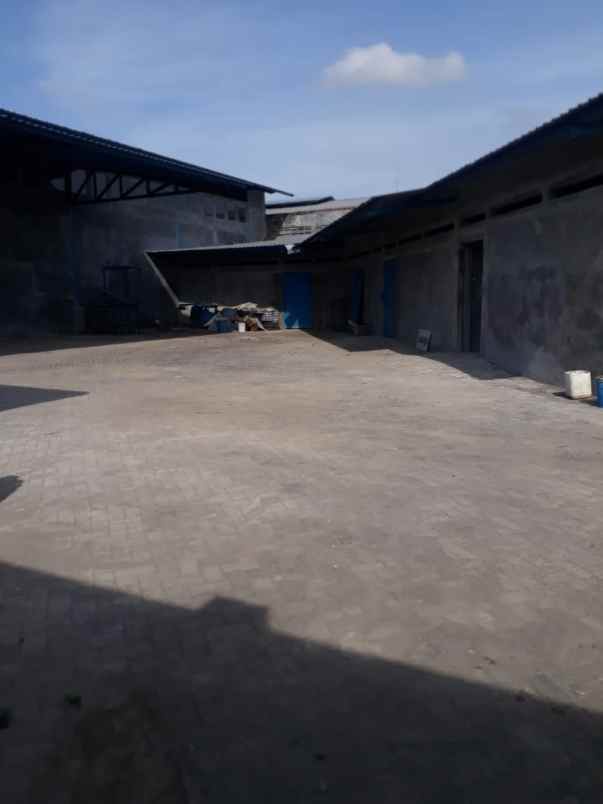 dijual ruko gudang kantor kec jetis kab mojokerto