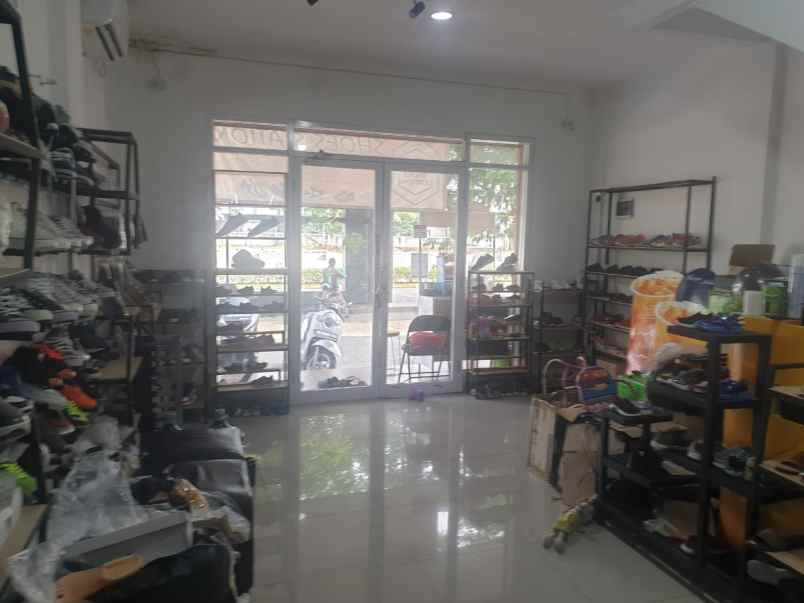 dijual ruko gudang kantor ruko melawai metland cibitung