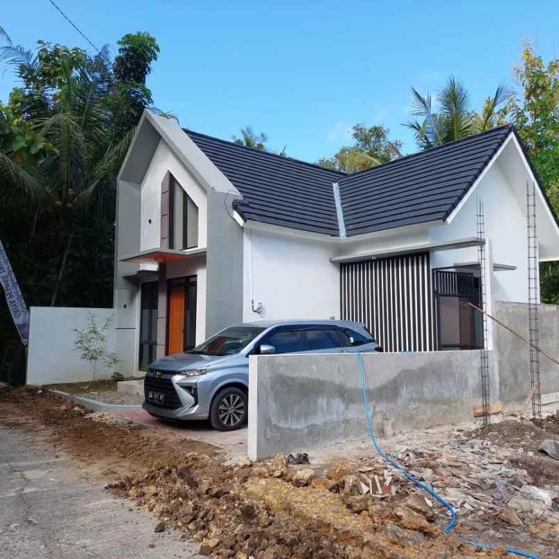 dijual rumah 1 km pengadilan agama