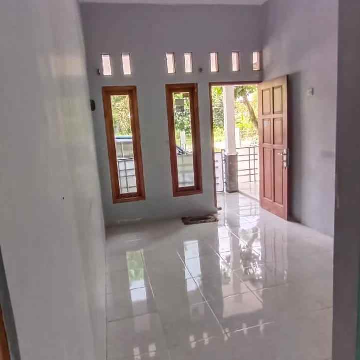 dijual rumah 2 km ke kampus uii