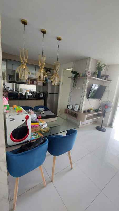 dijual rumah adelaide grand pakuwon