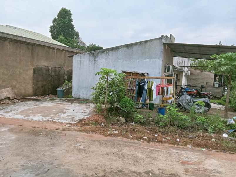 dijual rumah akasia garden tiban