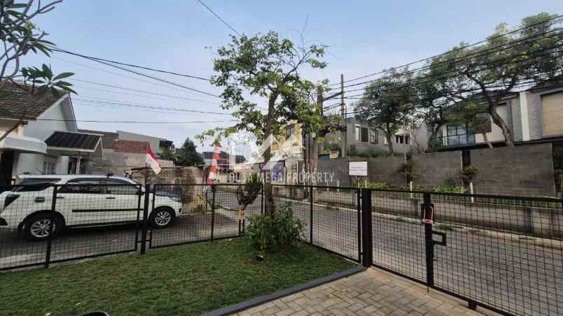 dijual rumah ala villa di ciater bsd city