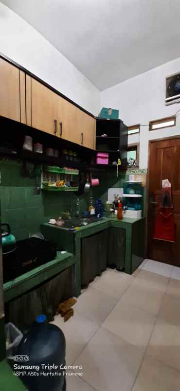 dijual rumah antapani