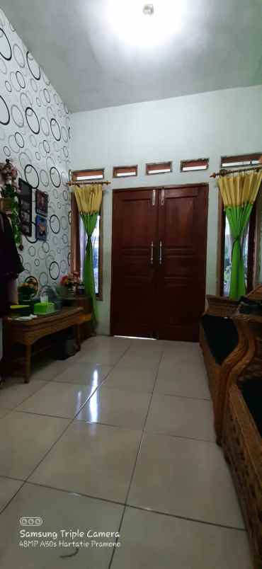 dijual rumah antapani