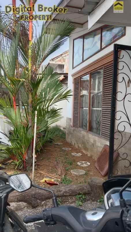 dijual rumah antapani