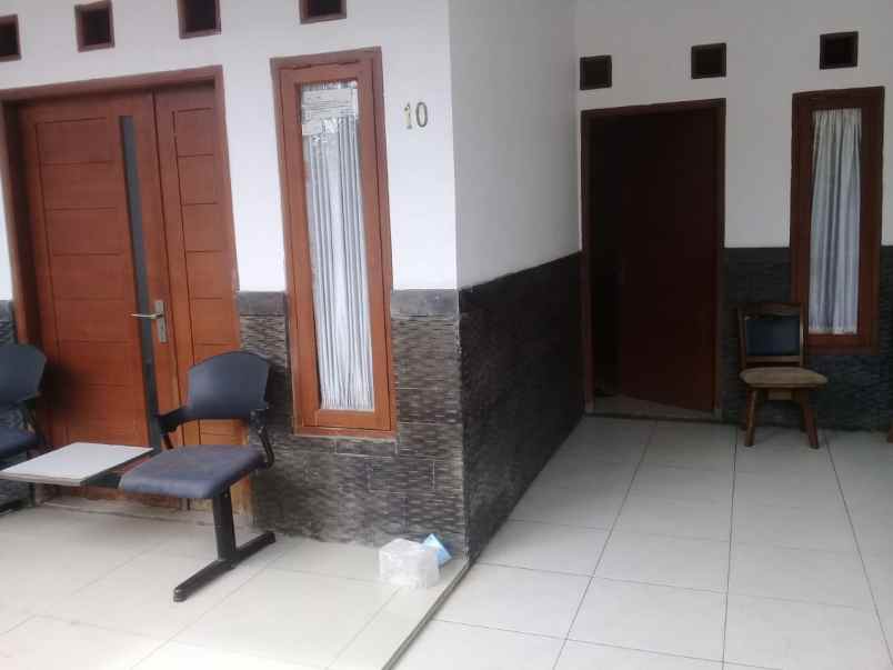 dijual rumah antapani jl malang