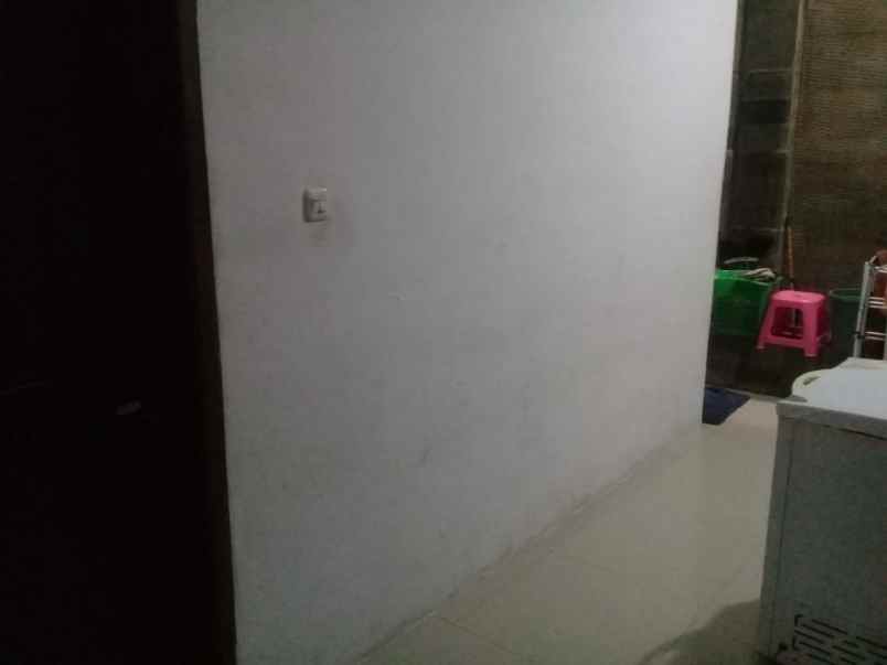 dijual rumah antapani jl malang