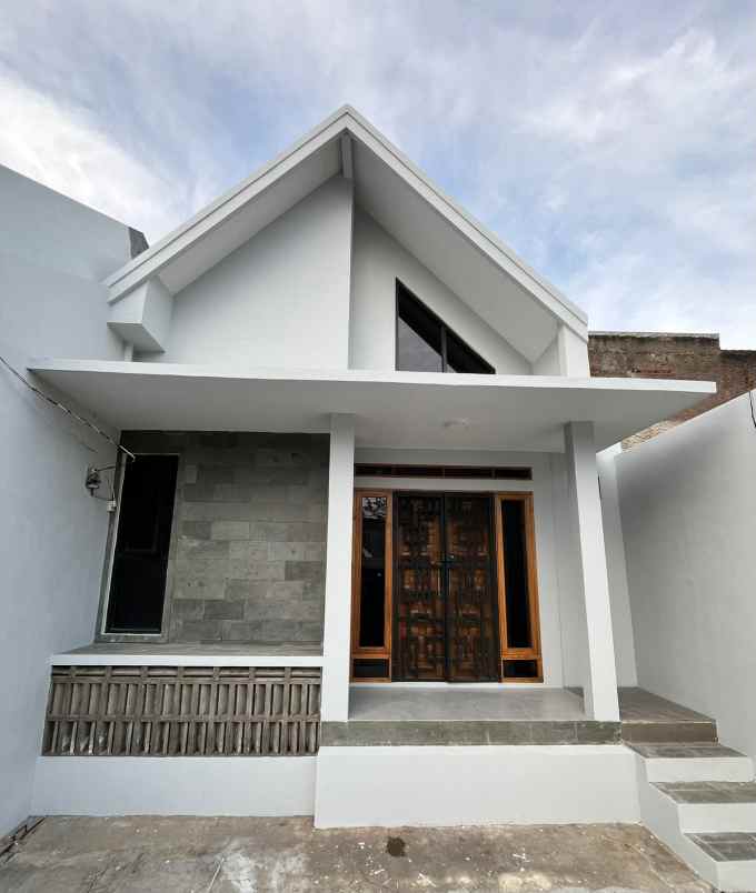 dijual rumah antapani kota bandung