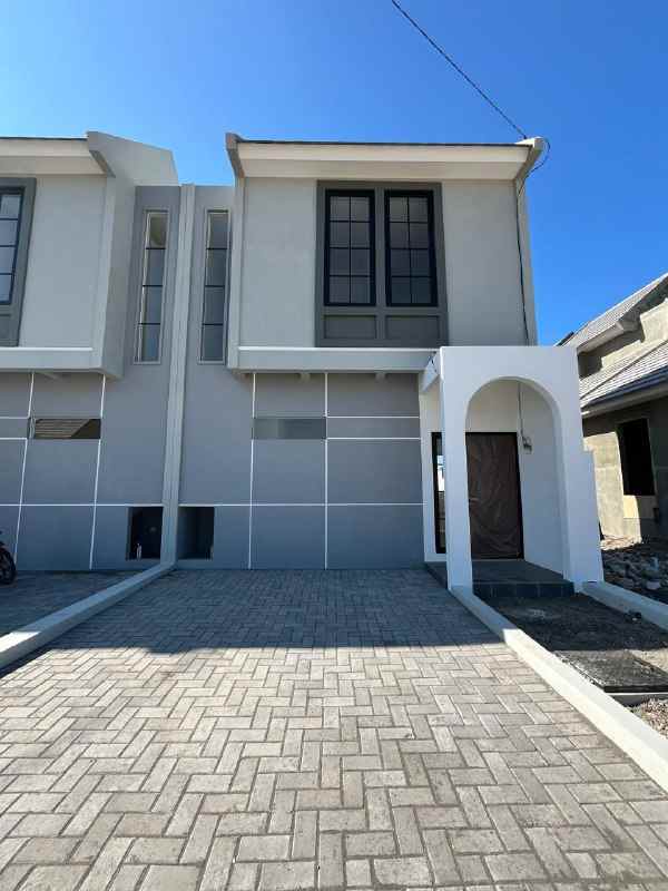 dijual rumah anvaya juanda