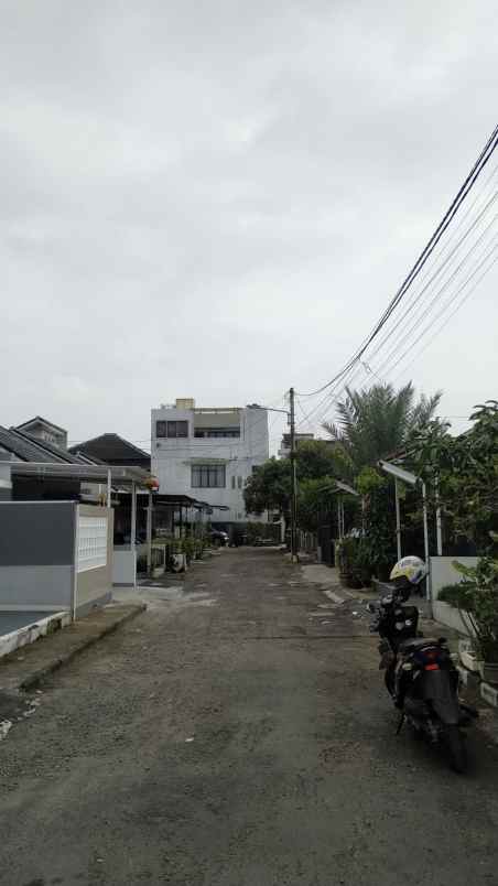 dijual rumah arcamanik