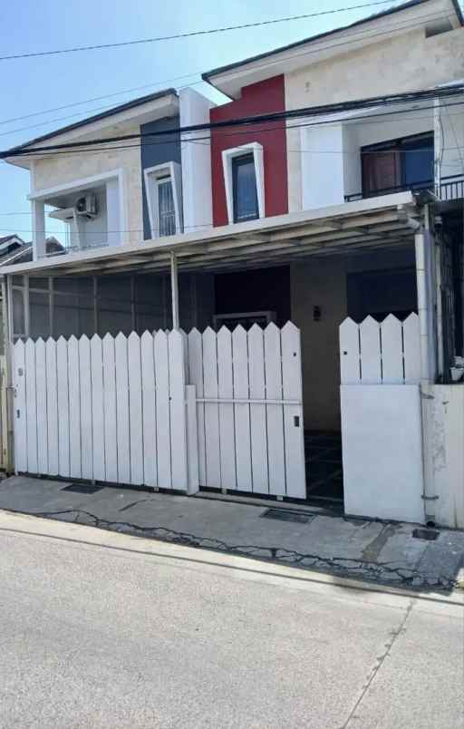 dijual rumah arcamanik