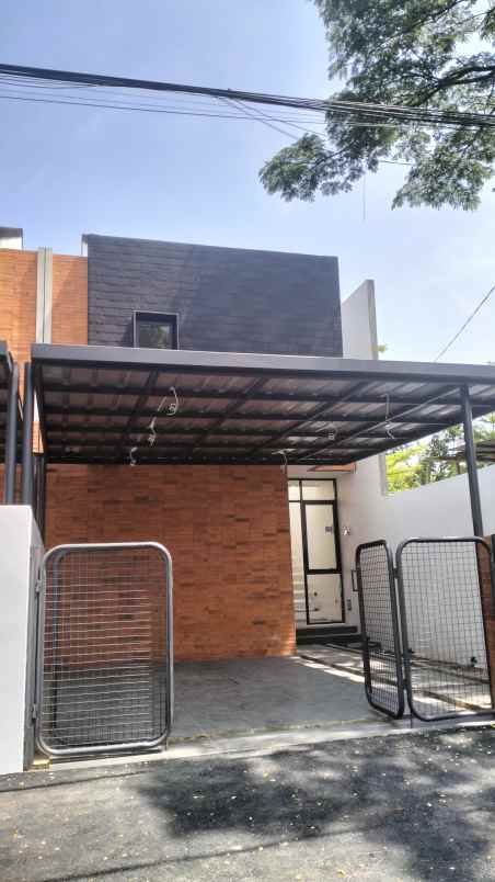 dijual rumah arcamanik kota bandung