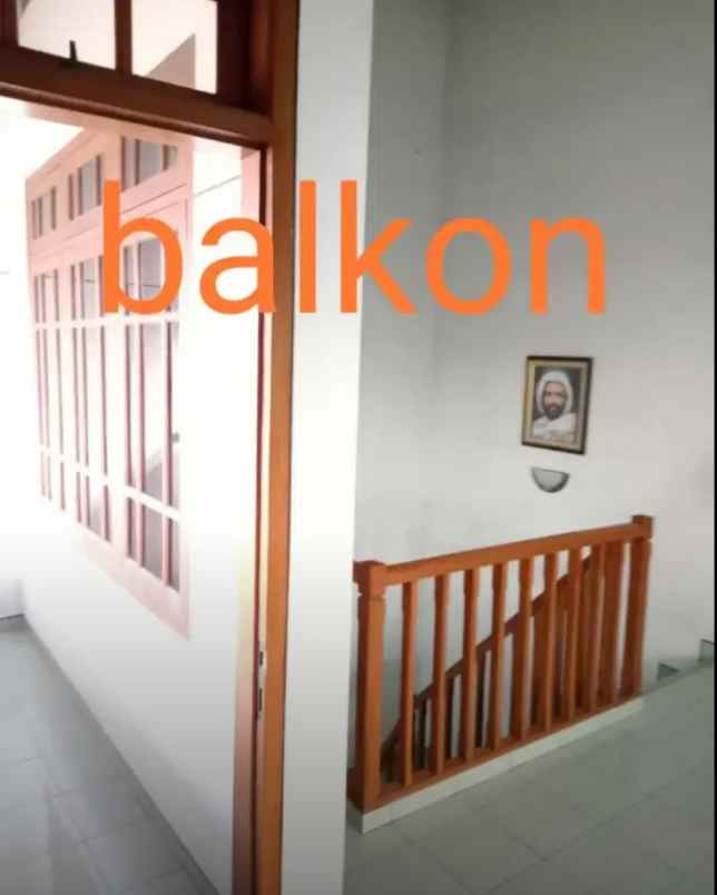 dijual rumah babatan indah