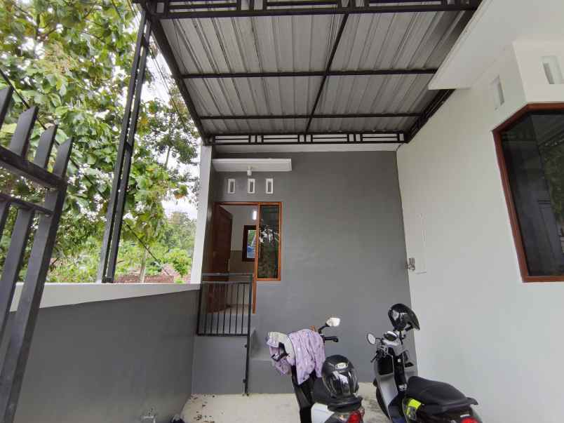 dijual rumah balecatur kec gamping