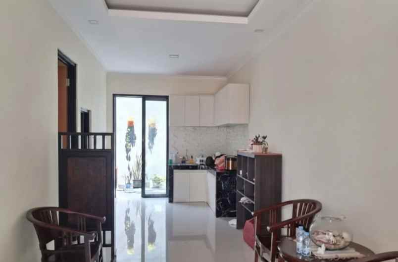 dijual rumah banyumanik