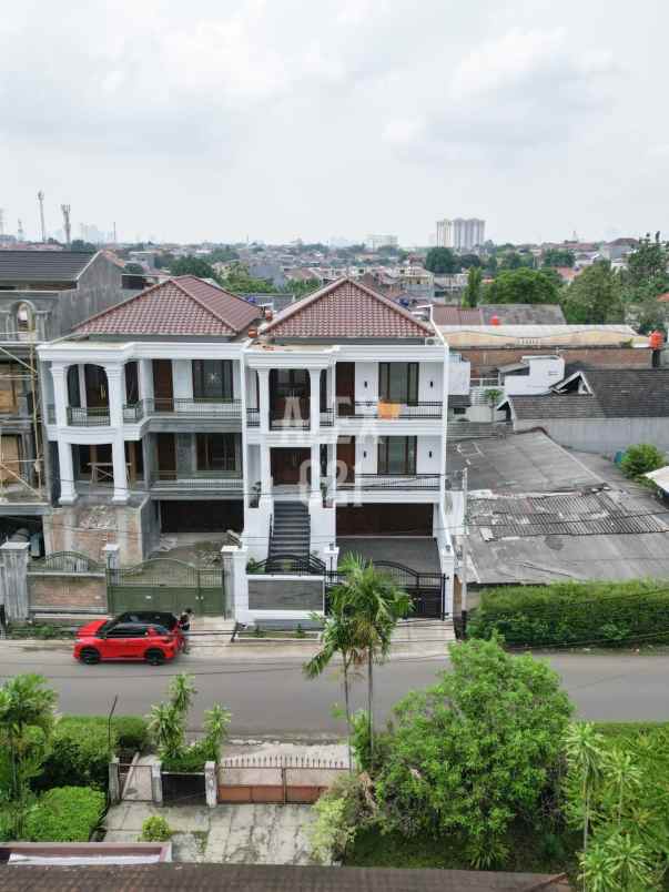 dijual rumah baru ciledug tangerang kota