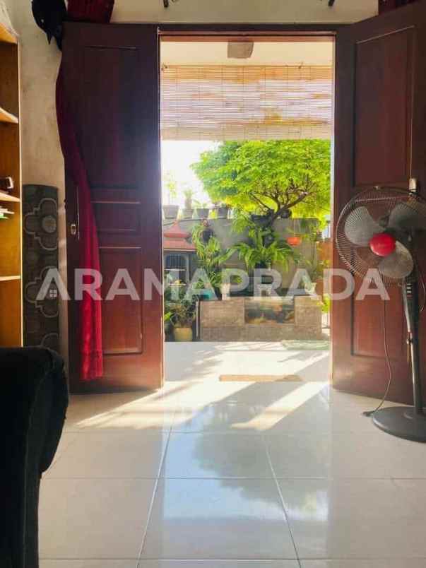 dijual rumah batubulan