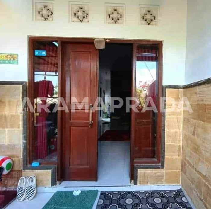 dijual rumah batubulan