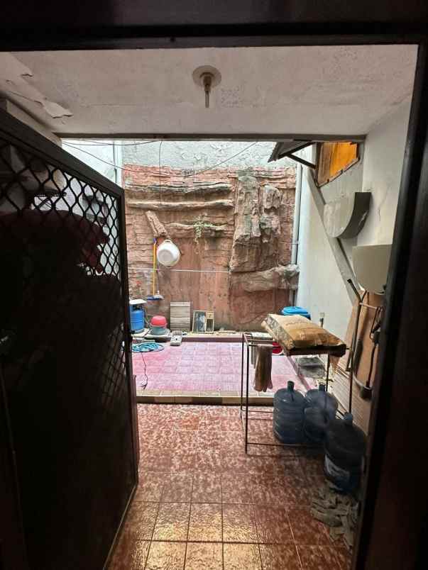 dijual rumah bendul merisi