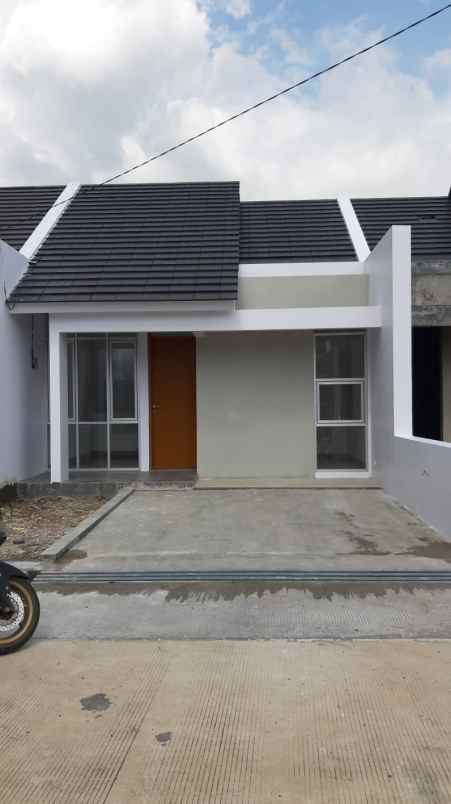 dijual rumah berkualitas di sayap buah batu bandung