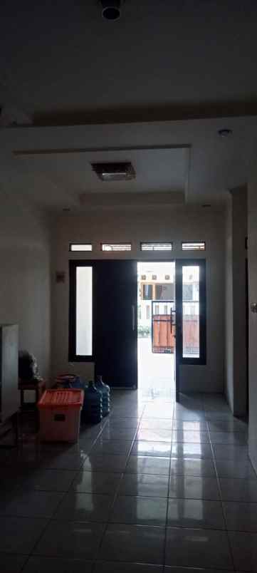 dijual rumah bintaro