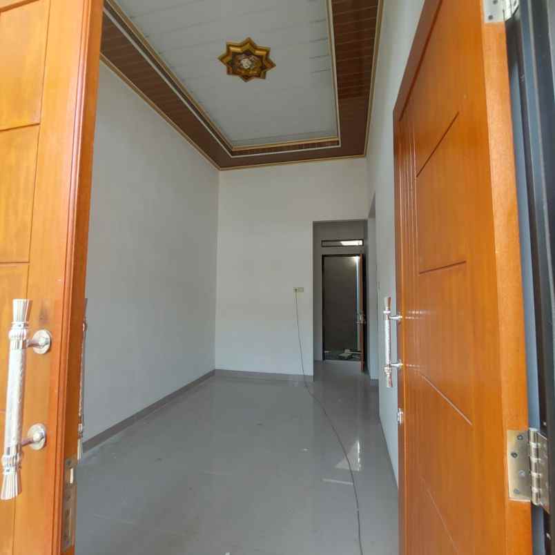 dijual rumah bojongsari depok