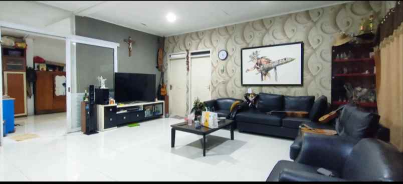 dijual rumah boulevard hijau medan