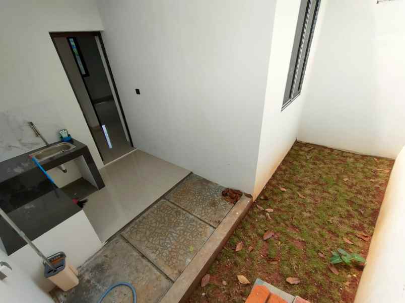 dijual rumah burangkeng