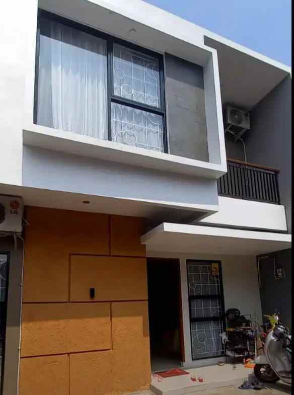 dijual rumah cantik primary kokoh jl cipayung jakarta