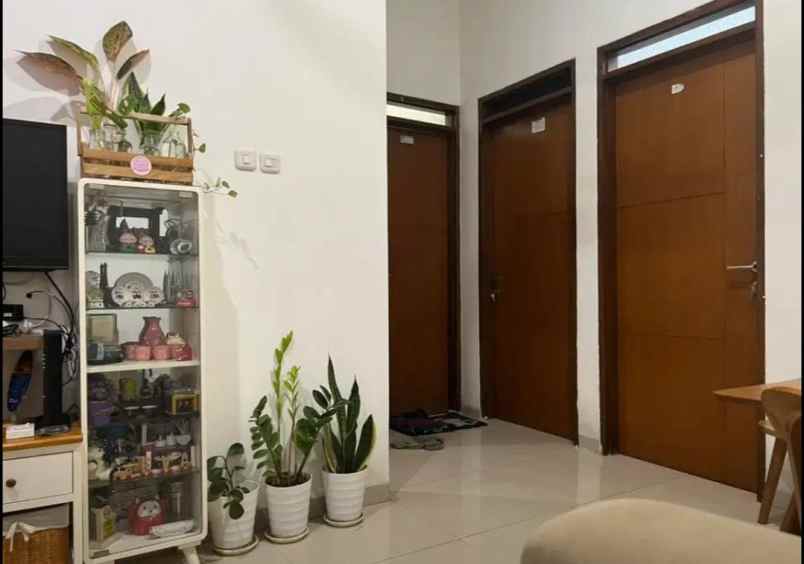 dijual rumah cicaheum bandung