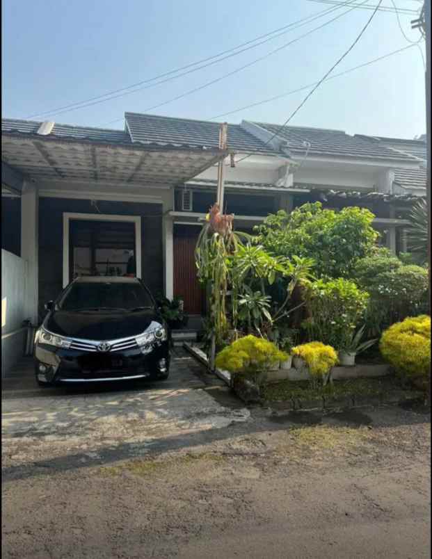 dijual rumah cicaheum bandung