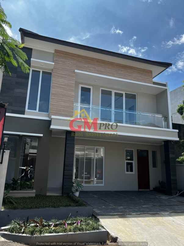 dijual rumah cigadung greenland