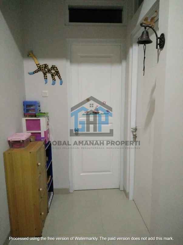 dijual rumah cihanjuang