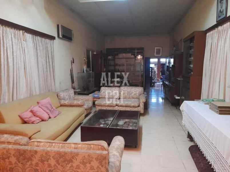 dijual rumah cikini menteng