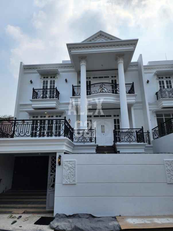 dijual rumah cilandak