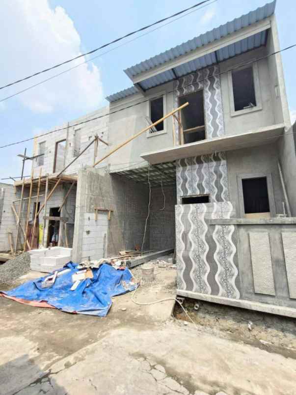 dijual rumah cilangkap