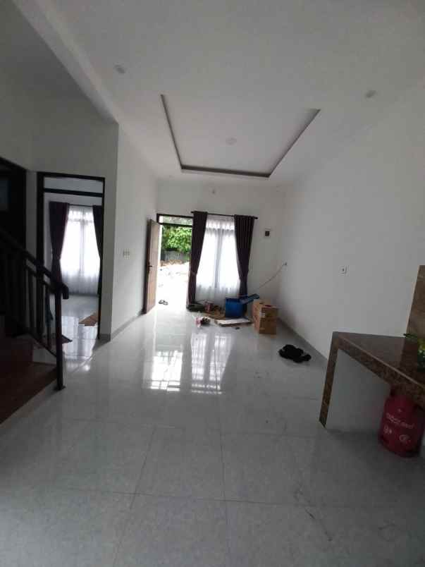 dijual rumah cileungsi kidul kec